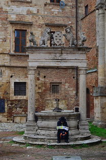 开云网页版-英超球队结合疲劳评分系统动态分配替补上场时机，英超受伤率